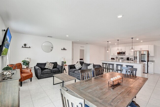 Foto del edificio - 1744 SE North Blackwell Dr