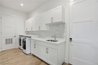 Building Photo - 115 Cambria Ln