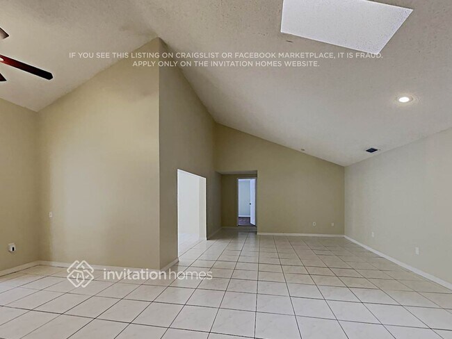 Building Photo - 17334 NW 62nd Ct