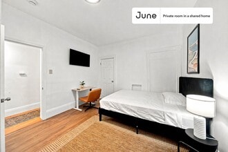 Building Photo - Room in Shared 7 bed/2 bath home in Allston