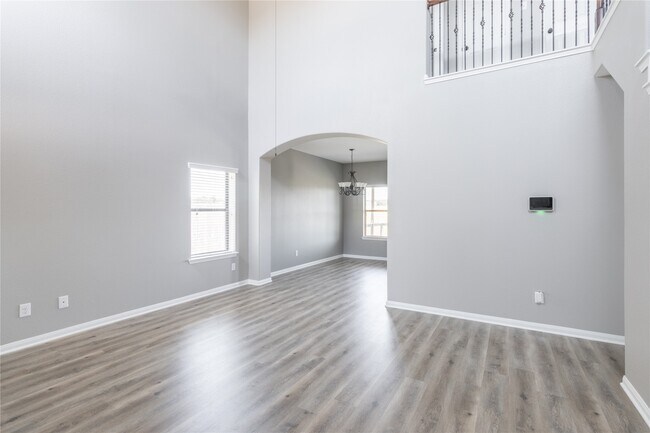 Foto del edificio - 23622 Virginia Pine Dr