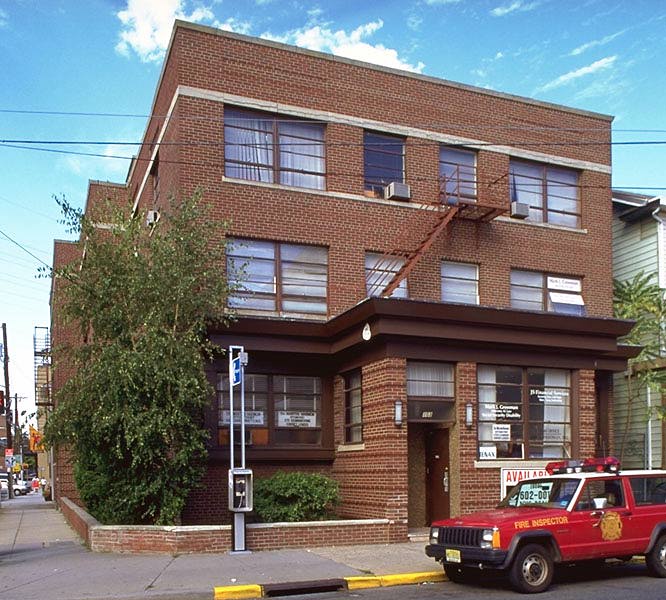 Primary Photo - 103 Bayard St