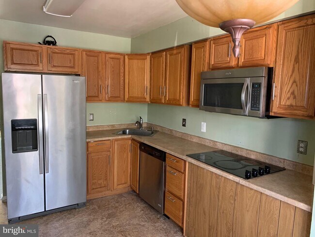 Building Photo - 7908 Brighton Way