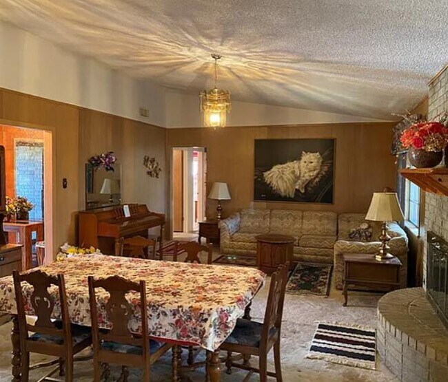 Foto del edificio - 2022 S High St