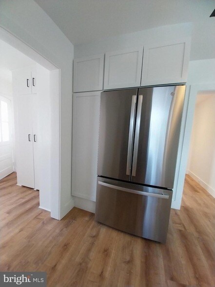 Building Photo - 525 New St