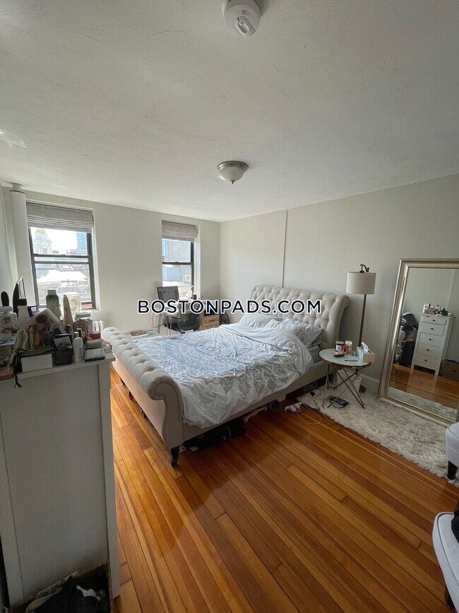 Foto del edificio - 224 Hanover St
