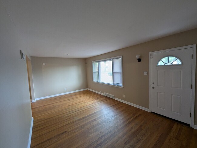 Foto del edificio - Your Perfect Home Awaits — Cozy, Updated, ...