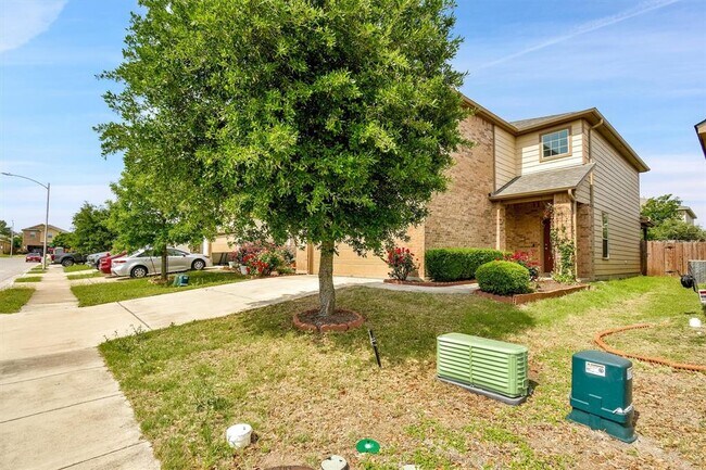Foto del edificio - 16324 Copper Ellis Trace