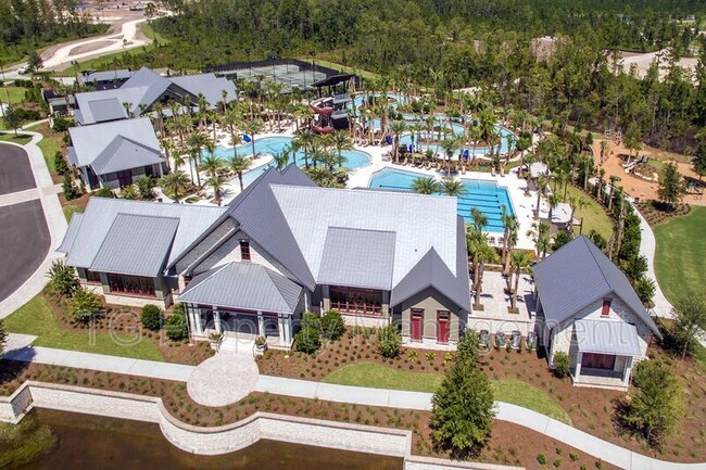 Foto del edificio - 166 Palisade Dr