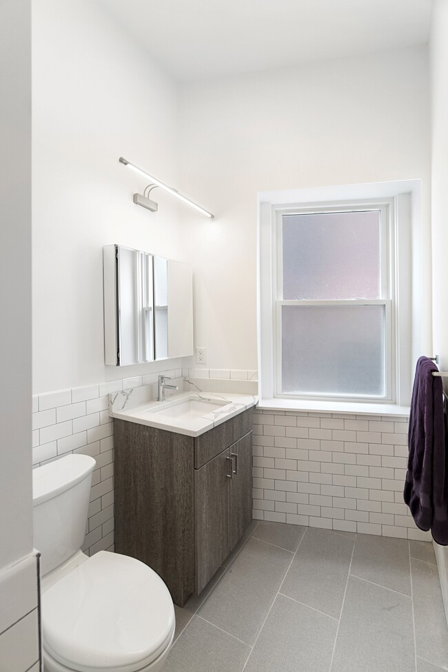 Apartamento A baños - 19 Whitney Ave
