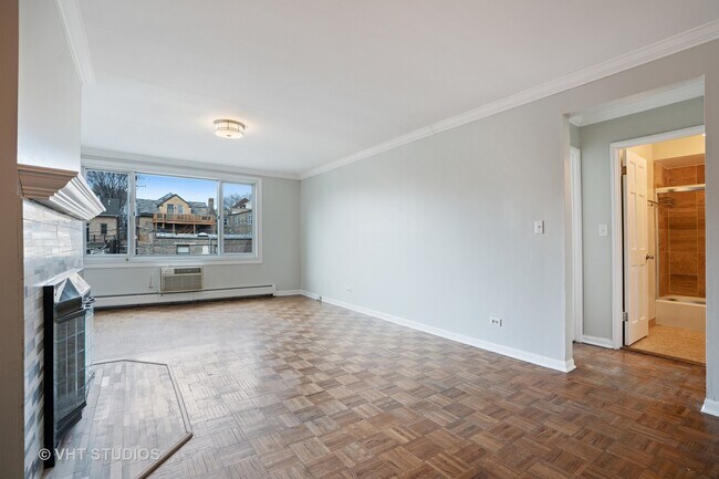 Building Photo - 644 W Arlington Pl