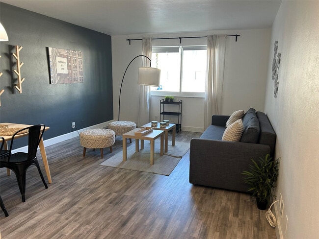 Building Photo - 1821 NE 62nd St