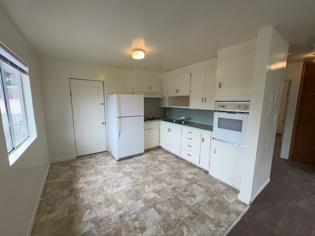 Foto del edificio - 4136-4142 Walnut [PRM: Renee] (3)