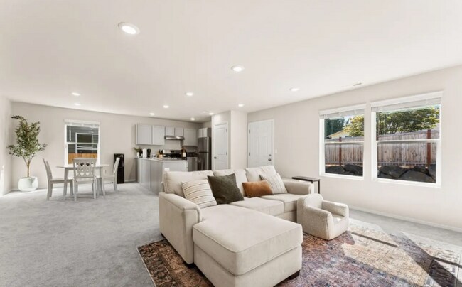 Foto del edificio - 4258 SE Woodford Ct