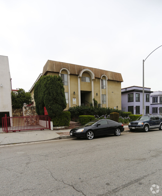 Building Photo - 226 S Reno St