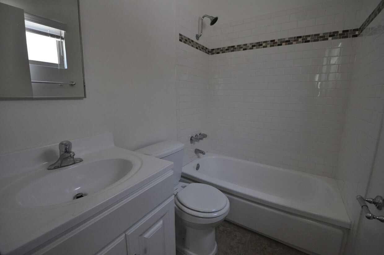 5255 Apartments in Los Angeles, CA Westside Rentals