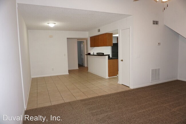 Building Photo - 2 br, 2 bath House - 8729 Whispering Pines...