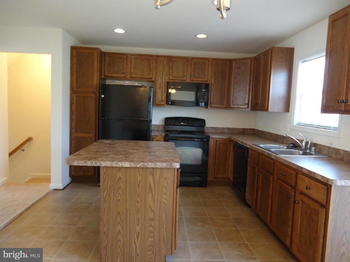 23210 Westwood Ct, Ruther Glen, VA 22546 Townhome Rentals in Ruther