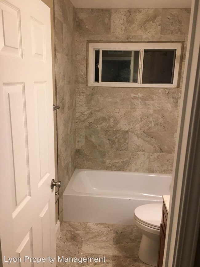 Building Photo - 2 br, 1 bath House - 5619 42nd Street Apt. #4