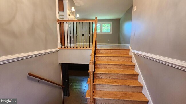 Foto del edificio - 318 Oakwood Ave