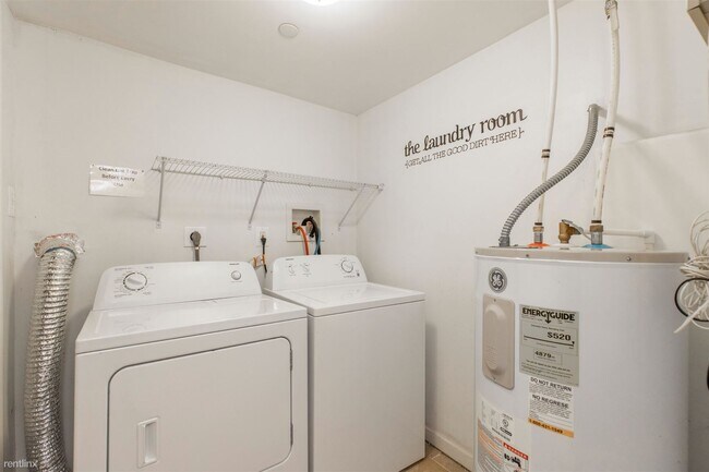 Foto del edificio - 4 br, 2 bath Duplex - 1824 WILLINGTON ST U...
