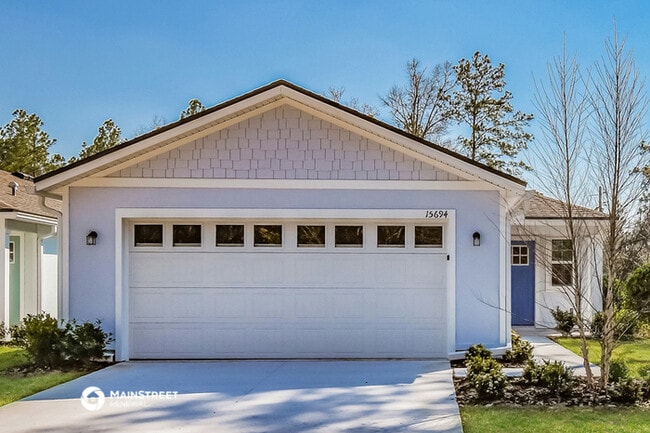 Building Photo - 15694 Woodbury Dr