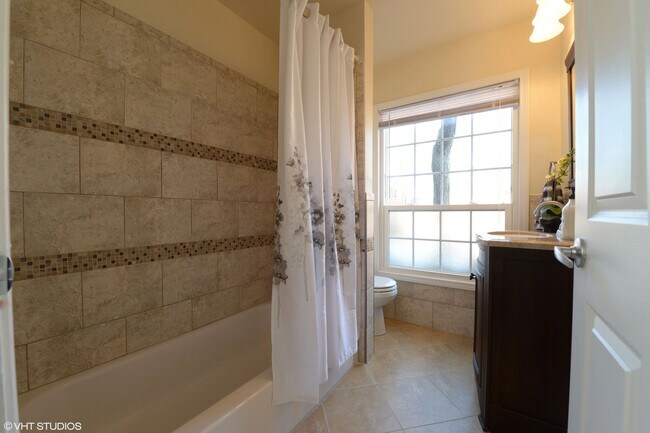 Foto del edificio - 4544 N Wilson Dr