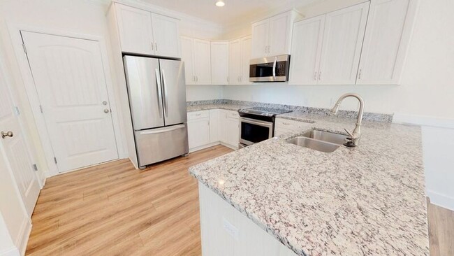 Building Photo - 3351 Kellerton Pl