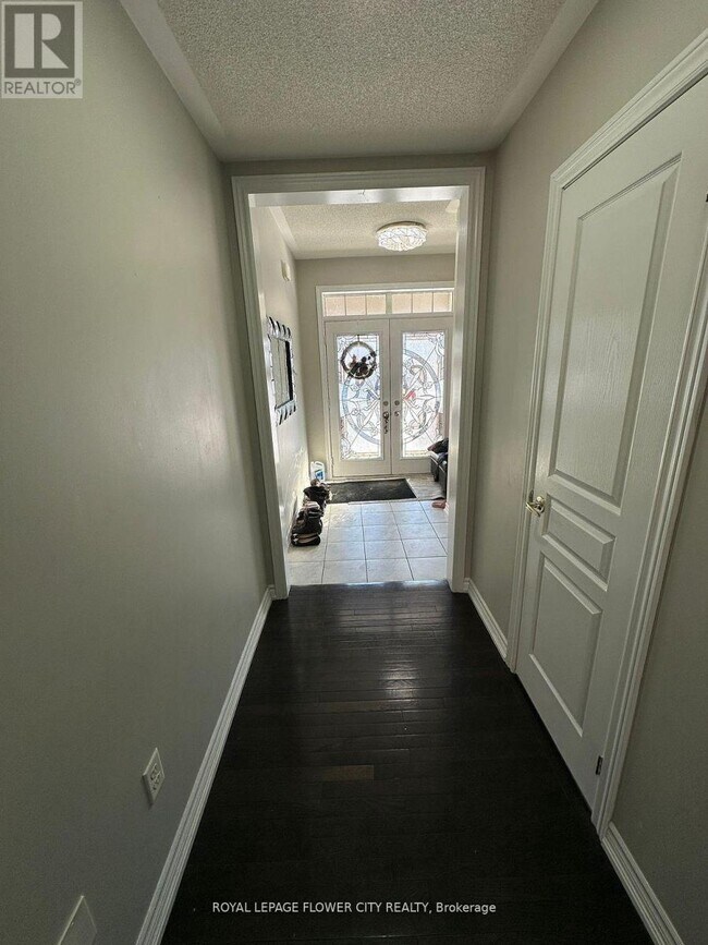 Building Photo - 38 Walbrook Rd