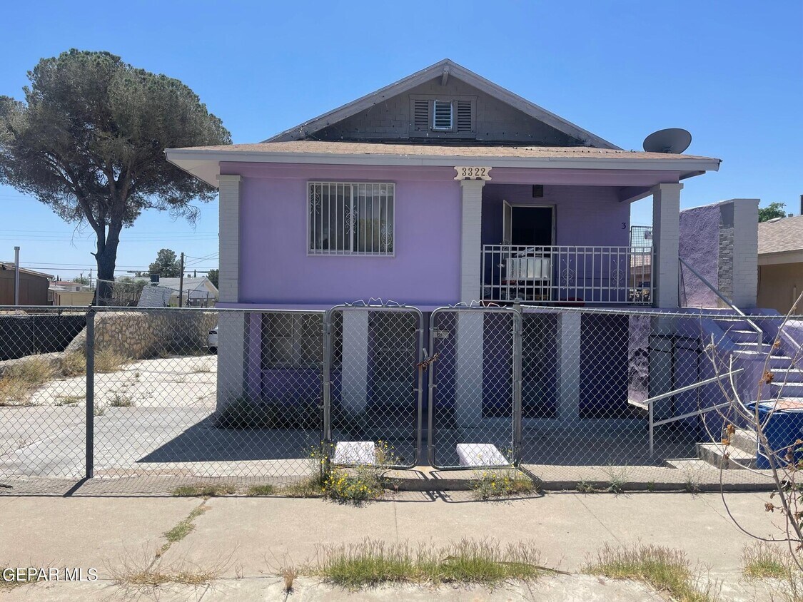 Primary Photo - 3322 Bisbee Ave