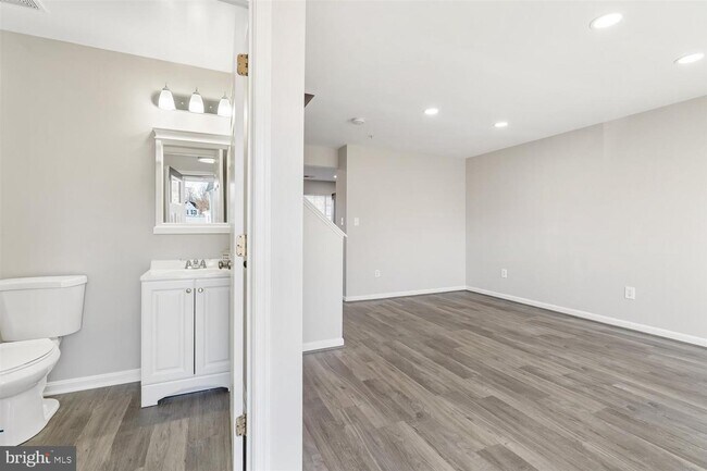 Building Photo - 1836 Goldsborough Ln