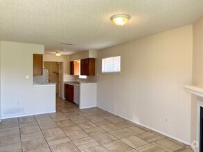 Building Photo - 202 Renee Dr