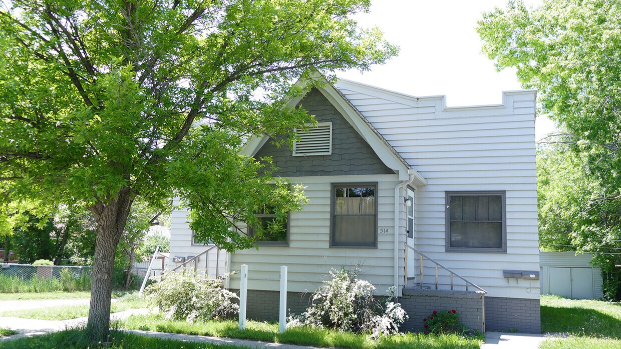 Primary Photo - 512 13th St N