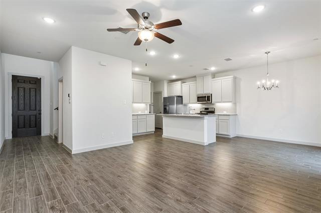 Building Photo - 2717 Splendor Ln