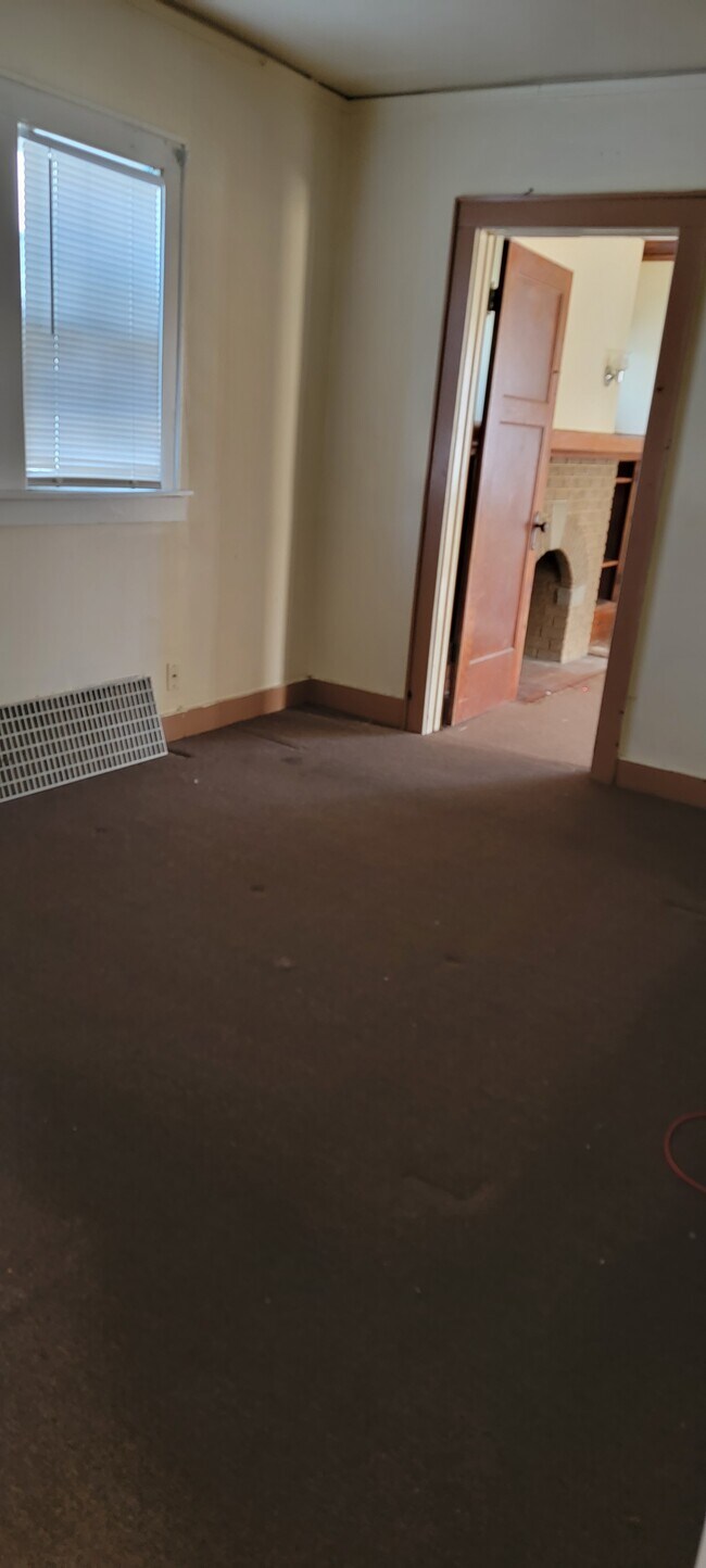 Building Photo - 4445 N 30th St