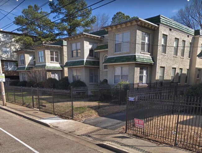 Photo - 114 N McLean Blvd (Memphis, TN) Apartment