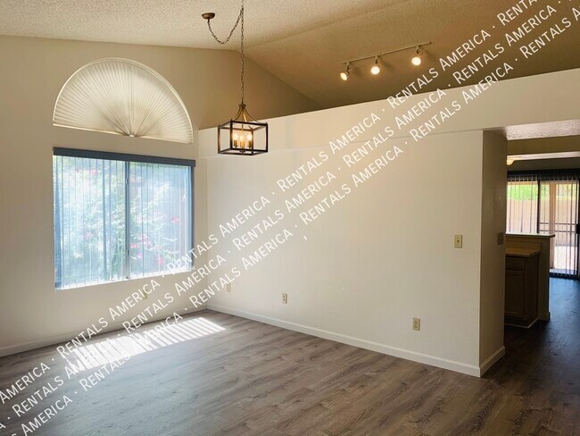 Foto del edificio - 12240 S 45th St
