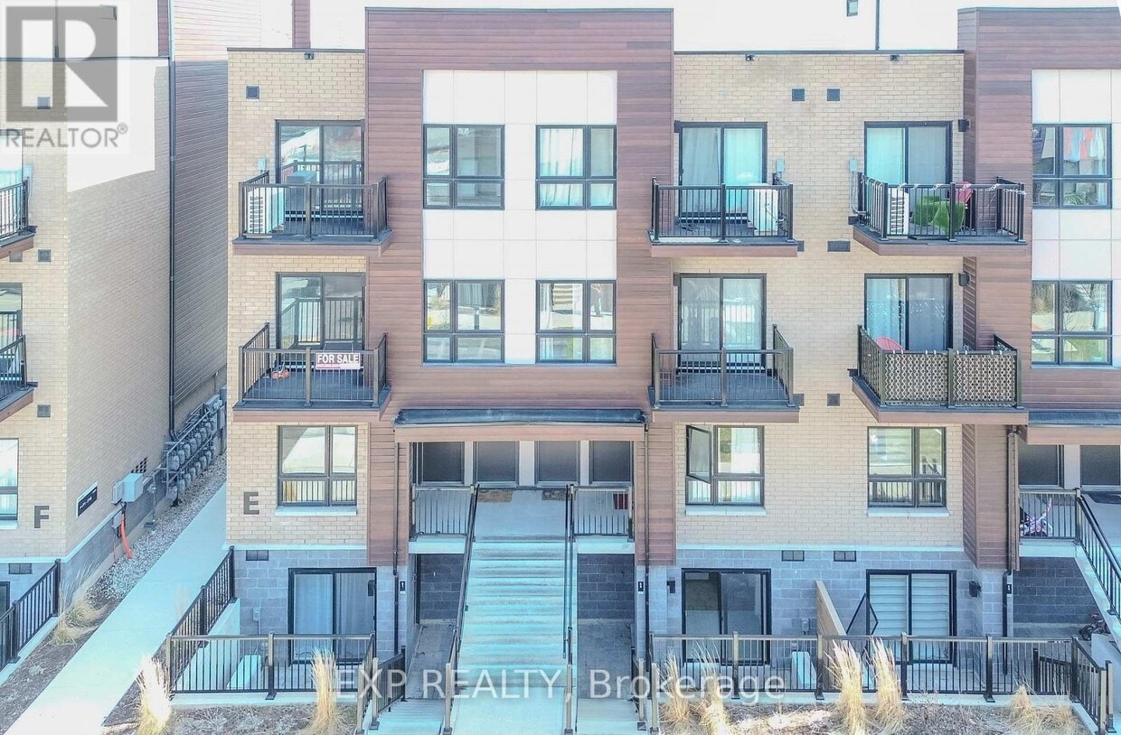 Primary Photo - 20 Palace St