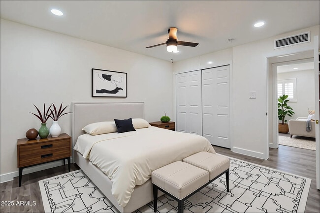 Foto del edificio - 8124 E Whitton Ave
