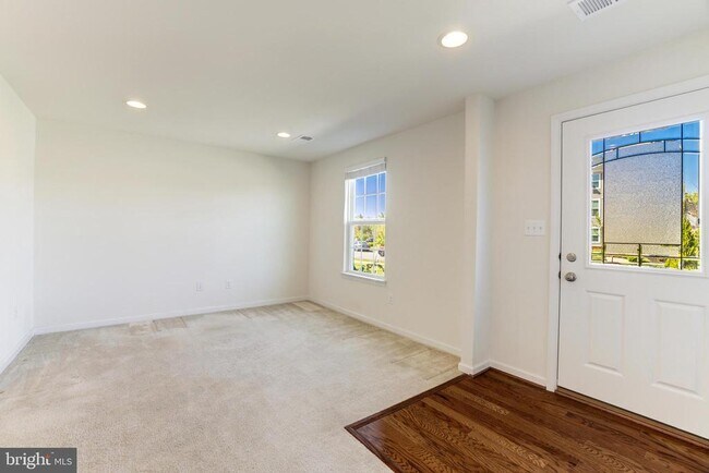 Foto del edificio - 3020 Revere St