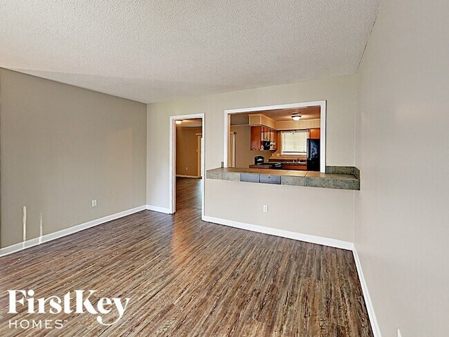 Building Photo - 7913 Charleston Dr