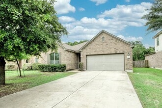 Building Photo - 1121 Hyde Park Dr