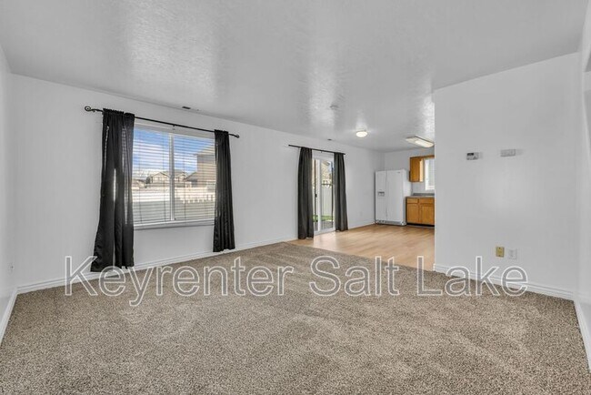 Building Photo - 103 N Perth St