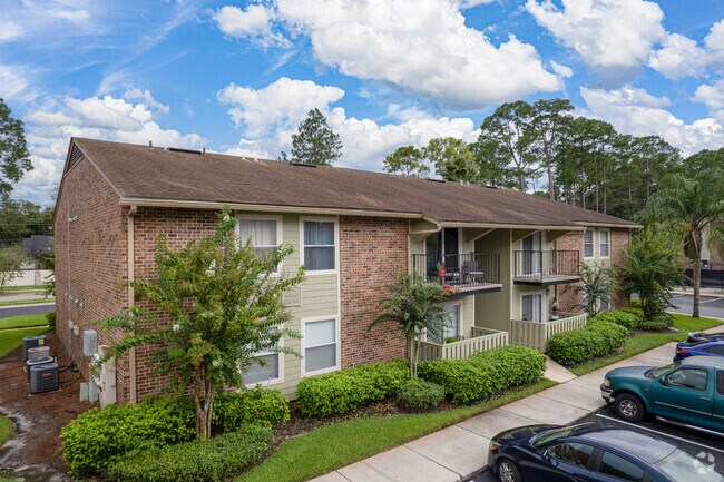 Building Photo - Lakes Edge At Mandarin