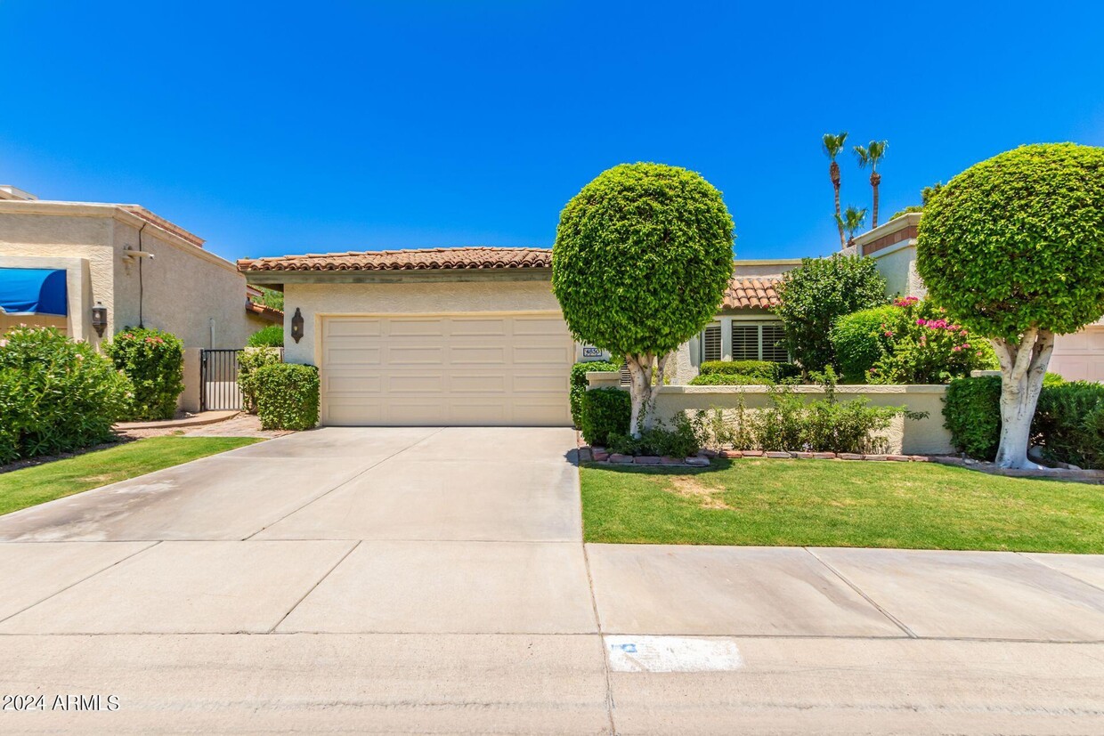 Foto principal - 4850 E Paseo Way