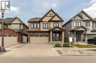 Building Photo - 508 Netherwood Cres