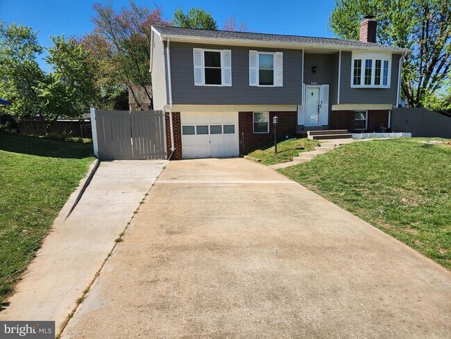 Foto del edificio - 14318 Lindendale Rd