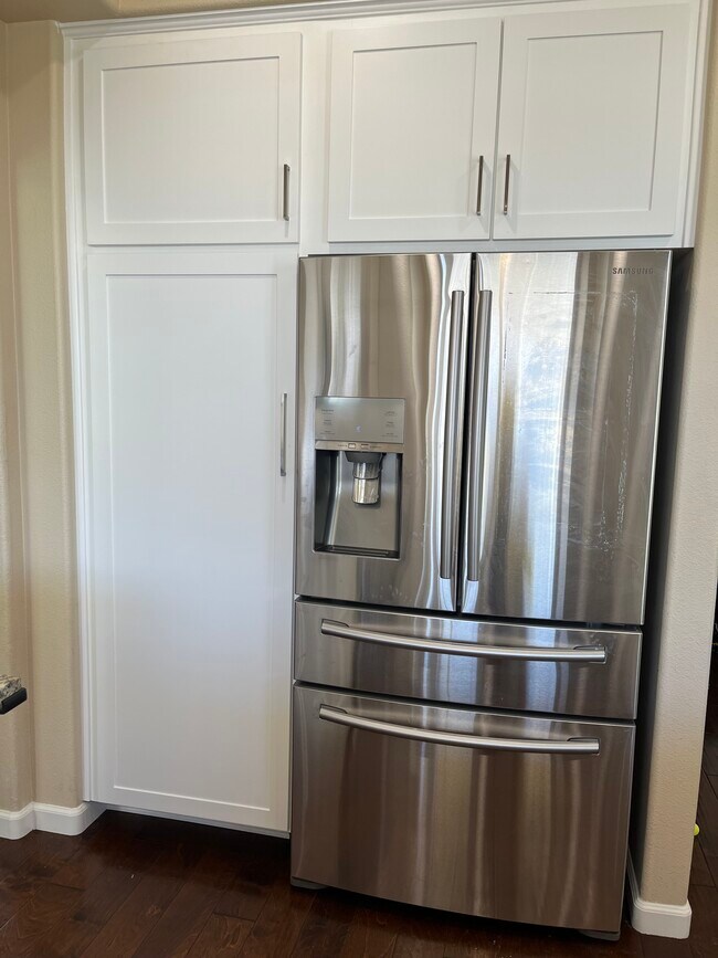 Foto del edificio - 824 Wild Lilac Cir
