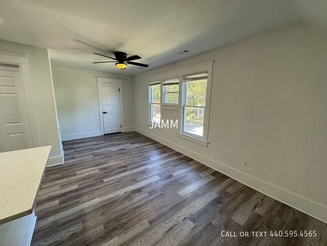 Foto del edificio - 4115 Whitman Ave