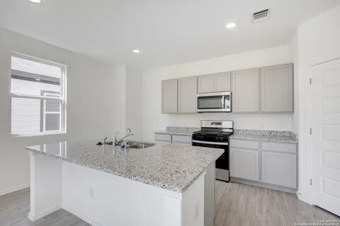 Foto del edificio - 4422 Chandler Rd